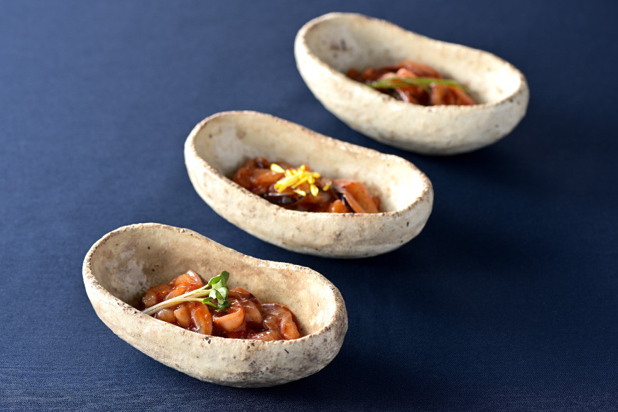 いかキムチ 140g 10個セット [小野万 宮城県 気仙沼市 20565714] 魚 魚介類 いか イカ 塩辛 イカ塩辛 イカキムチ キムチ 酒の肴 おつまみ ご飯のお供 冷蔵