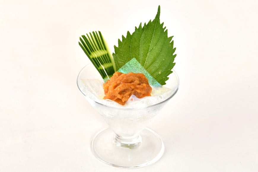 【100年以上のロングセラー】 うに 三陸産 塩うに 約120g [横田屋本店 宮城県 気仙沼市 20565816] ウニ 海鮮 雲丹 ご飯のお供 おつまみ 冷凍