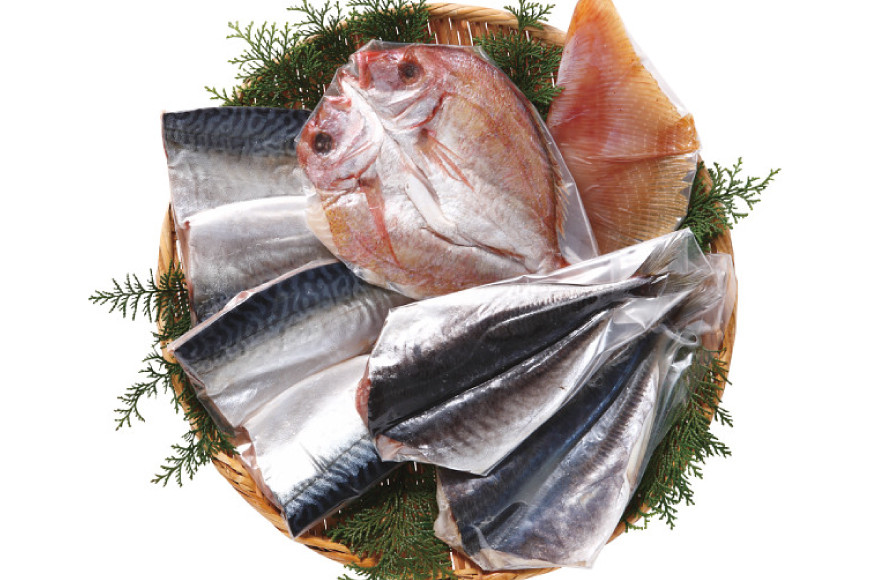 凍眠市場 三陸沖産 干物セットA 4種 計1150g ( さば 300g×2 アジ 150g×2 タイ 150g エイヒレ 100g） [シャディ 宮城県 気仙沼市 20564019] サバ あじ たい えいひれ 冷凍