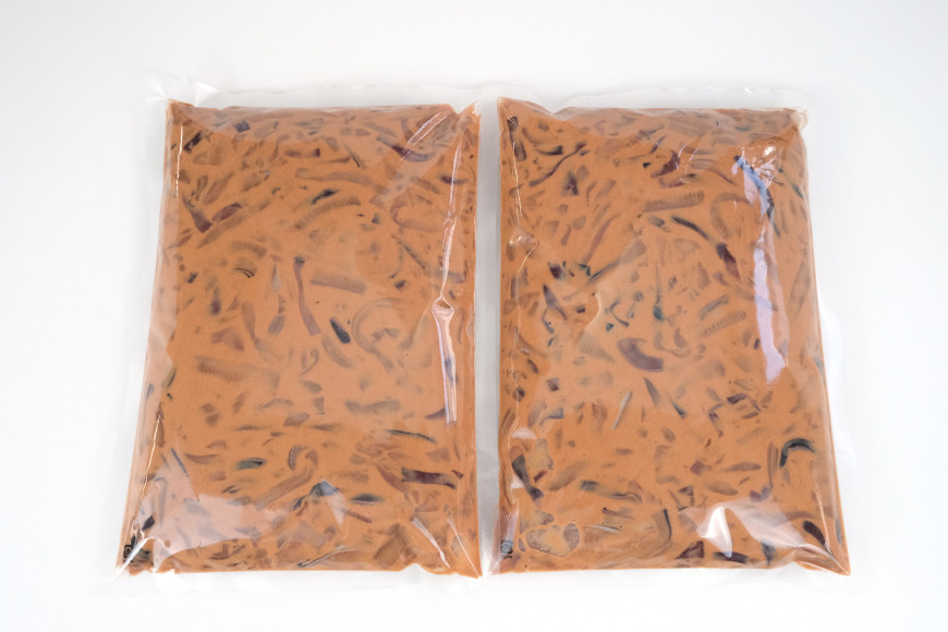 いか塩辛 2kg（1kg×2p） 冷凍 【ご飯のお供に、酒の肴に】 [小野万 宮城県 気仙沼市 20564605] 魚 魚介類 いか イカ 塩辛 イカ塩辛 おつまみ 珍味