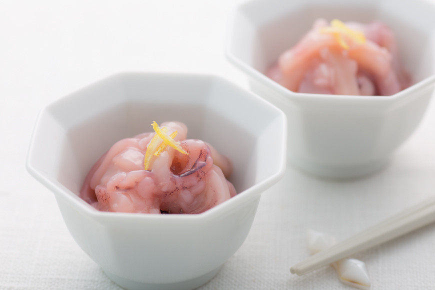 いかこうじ漬 2kg(1kg×2p) 冷凍【ご飯のお供に、酒の肴に】 [小野万 宮城県 気仙沼市 20564637] いか イカ 烏賊 冷凍 おかず おつまみ 珍味