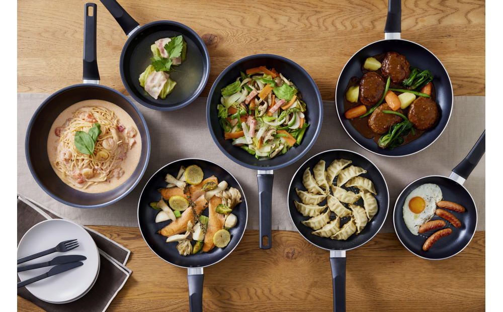 フライパン ダイヤモンドコートフライパン炒め鍋 ガス火対応26cm VDG-W26 ブラックメタリック