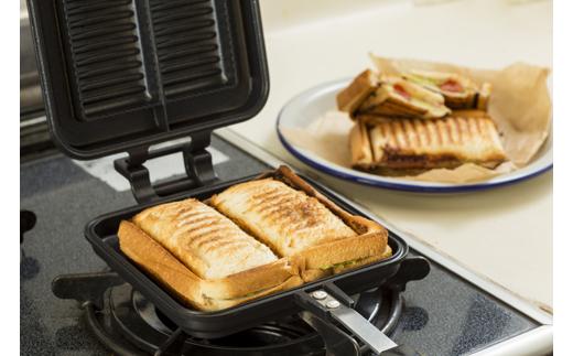 具だくさんホットサンドメーカー IHガス火両用 ホットサンドメーカー ホットサンド ホットサンド用 サンドメーカー 耳まで IH ガス火 直火 両用 フッ素加工 アウトドア キャンプ おうちカフェ ダブル NGHS-DI