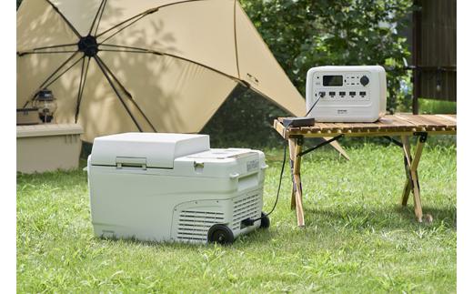 冷蔵庫 冷凍庫 保温 冷温庫 26L ポータブル -20～60℃ バッテリー搭載 急速モード搭載 幅66.6cm 充電式ポータブル冷温庫 アイリスオーヤマ 自動温度コントロール キャスター付き 急速モード アウトドア キャンプ ポータブル 節電 IPDW-B3A-W ホワイト