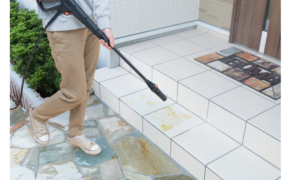 タンク式高圧洗浄機 洗浄機 高圧 高圧洗浄機 アイリスオーヤマ 静音 外壁 玄関 庭 バルコニー ベランダ 洗車 車 水圧 クリーナー 高圧 噴射 洗車 網戸 おすすめ 人気 アイリス  SBT-751 サンドベージュ