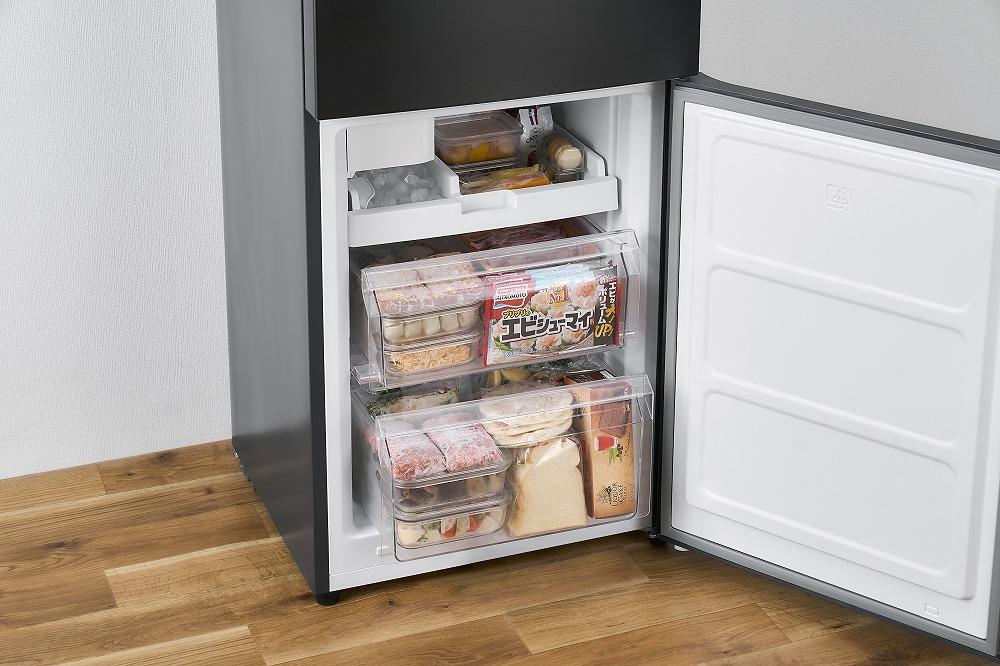 冷蔵庫 カメラ付き冷凍冷蔵庫 301L 大凍量 自動霜取り ストックアイ 2ドア 幅59.5 大容量 冷蔵 冷凍 冷蔵保存 冷凍保存 家電 電化製品 使いやすい 便利 おすすめ 人気 アイリス IRSN-IC30B-Bブラック