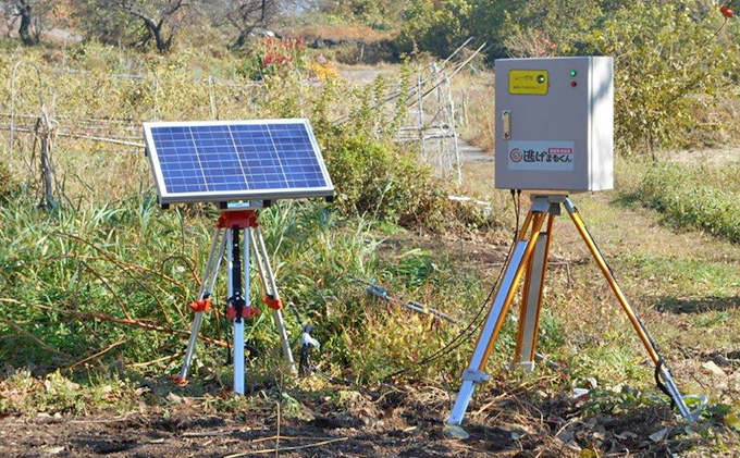 害獣撃退装置 逃げまるくん OSK-02 太陽光パネル仕様 動物撃退器 害獣対策器