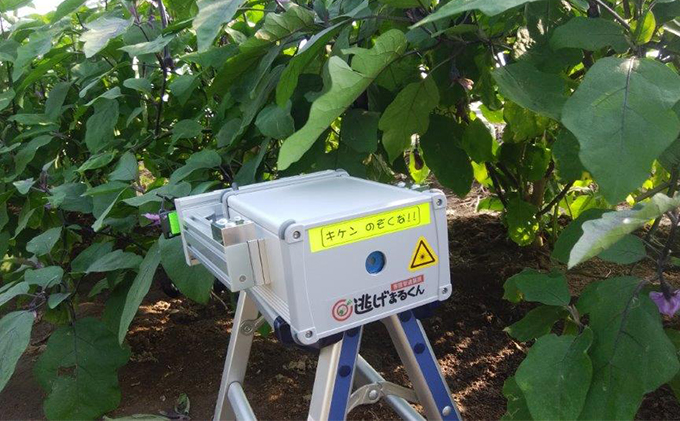 害獣撃退装置 逃げまるくん OSK-03 AC100V仕様 動物撃退器 害獣対策器