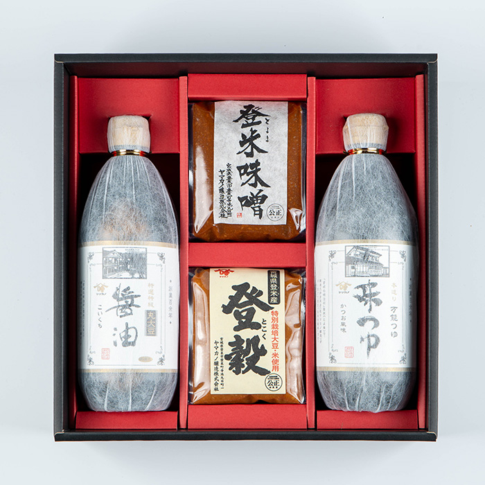 味噌・特撰丸大豆醤油・味つゆセット ＜とよま乃膳＞ 味噌 みそ ミソ 国産 味噌汁 みそ汁 登米味噌 登穀味噌 醤油 特撰丸大豆しょう油 味つゆ 大豆 【ヤマカノ醸造株式会社】tm306