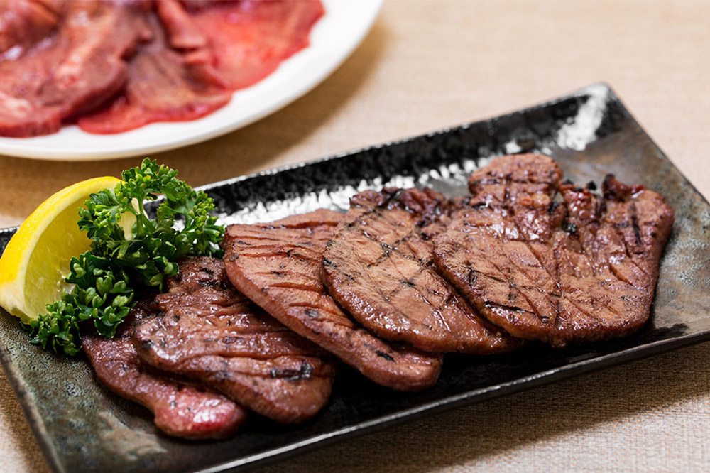 味付け牛タンスライス 厚切りと薄切りの詰め合わせ