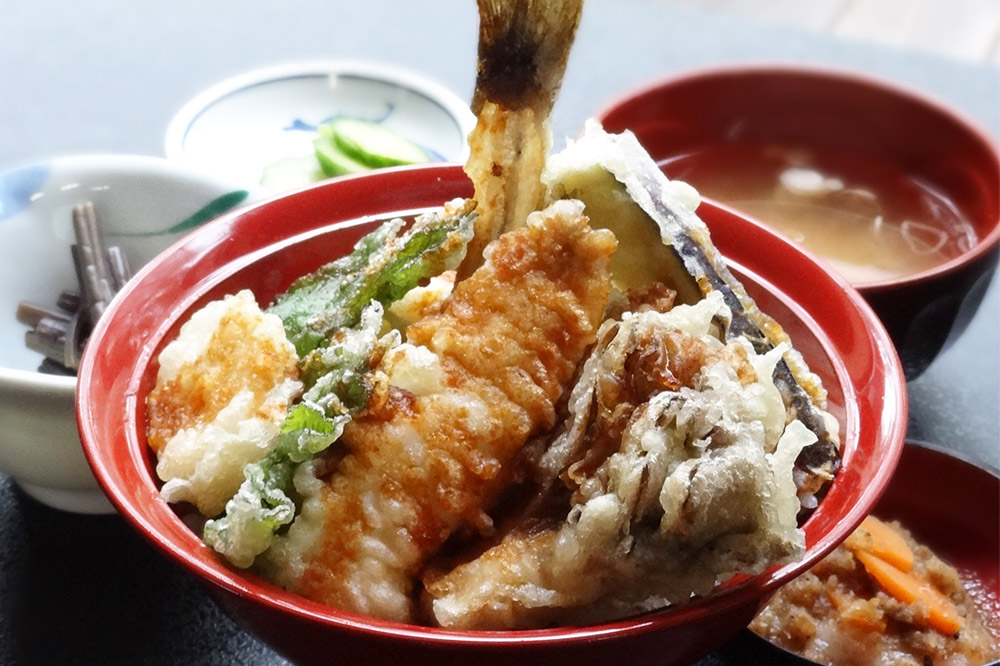 新湯温泉くりこま荘 1泊2食つき宿泊券 1枚