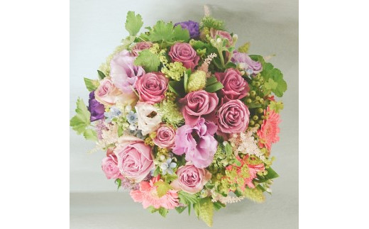 お誕生日や結婚記念日・母の日に届く！スペシャルなフラ