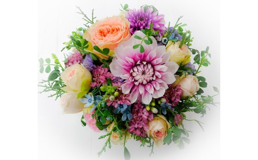 お誕生日や結婚記念日・母の日に届く！スペシャルなフラ