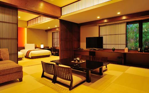 竹泉荘ジュニアプレミアスイート　平日ペア宿泊券（1泊2食付）　【04301-0298】