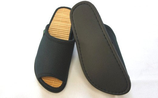 D型セノーテニット竹炭スリッパ　ブラック＜女性用Ｍサイズ（約24cmまで）＞　【04301-0360】
