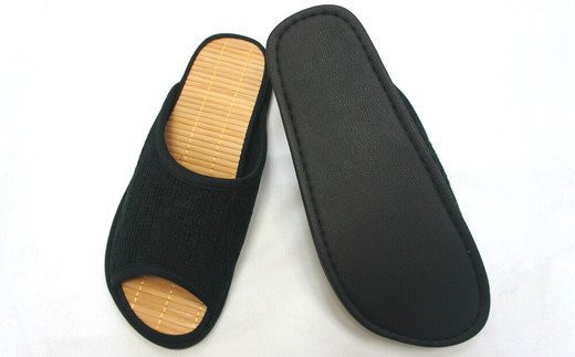 Ｄ型セノーテモールスリッパ　ブラック＜紳士用Ｌサイズ（約27.5cmまで）＞　【04301-0361】