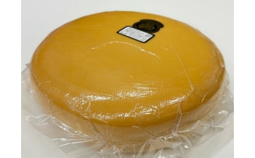 蔵王スモークゴーダ ４ヶ月以上熟成(１ホール)　【04301-0458】