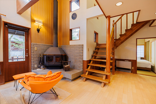 ガイド付きまち歩きツアー付きガイアリゾート天然温泉貸別荘宿泊プラン　【04301-0944】