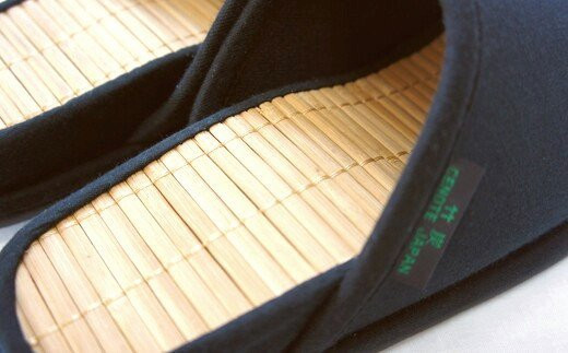 D型セノーテニット竹炭スリッパ　ブラック＜女性用Ｍサイズ（約24cmまで）＞　【04301-0360】