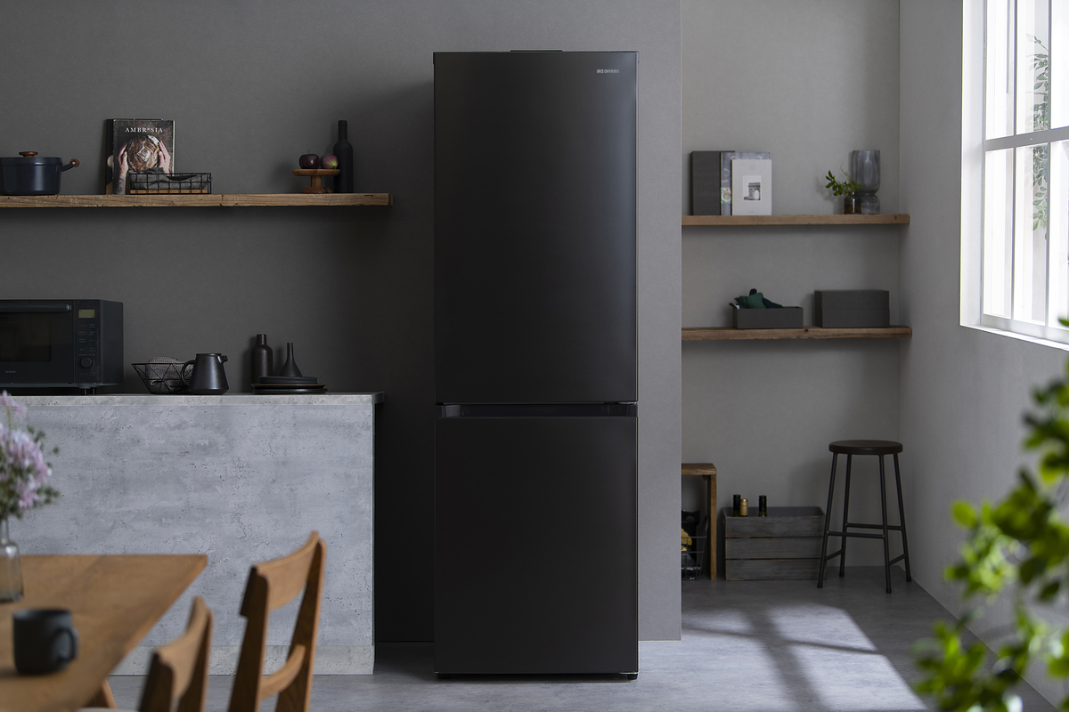 冷蔵庫 カメラ付き冷凍冷蔵庫 301LIRSN-IC30B-Bブラック 大型 庫内カメラ付き 大型冷蔵庫 アイリスオーヤマ 右開き 2ドア 冷凍室 91L 大容量