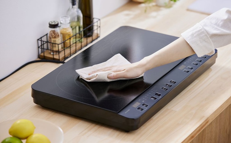 IH 2口IHコンロ IHK-WT41-B IHクッキングヒーター IHコンロ アイリスオーヤマ 2口コンロ コンパクト 工事不要 調理 調理家電 キッチン キッチン家電 台所 ギフト プレゼント お祝い 新生活 おすすめ 人気 新生活