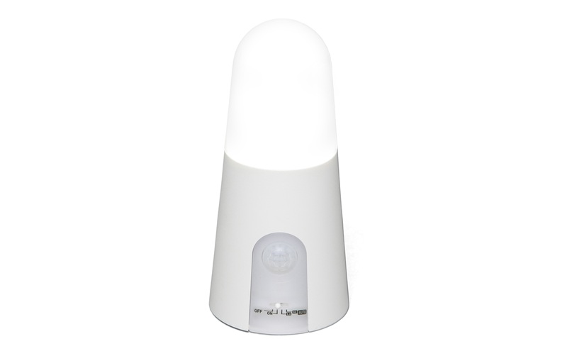 照明 乾電池式LEDセンサーライト スタンドタイプ 昼白色 BSL40SN-WV2 アイリスオーヤマ センサーライト 電池式 乾電池式 人感センサー 室内 LEDセンサーライト LED ライト 廊下 寝室 物置 置き型 防犯
