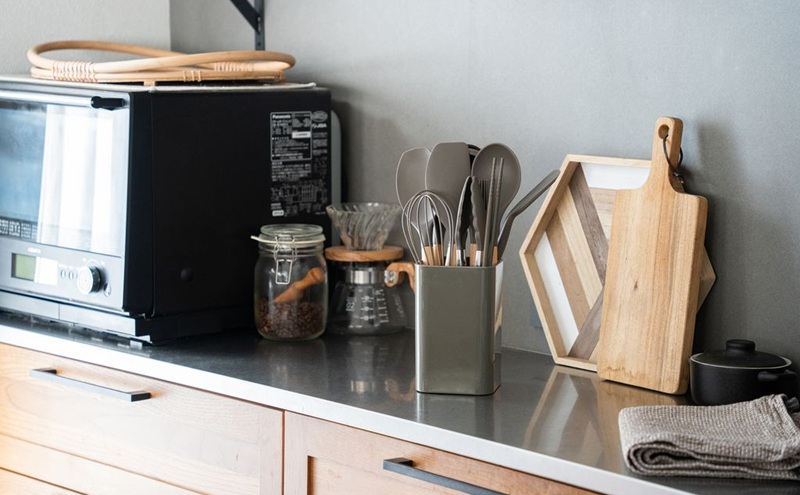 調理器具 キッチンツール11点＋スタンドセット KT-11SS チャコールグレー キッチンツール セット シリコン 吊り下げ 木製 収納 スタンド 11点 スタンド アイリスオーヤマ 調理道具 フライ返し おたま スプーン トング 菜箸 泡だて器