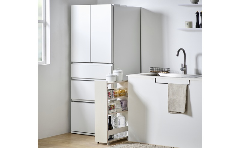 キッチン隙間収納ラック KSRーL180 ホワイト 隙間収納 すきま収納 ラック 18cm キッチンラック スリム キャスター付き ストッカー 収納 おしゃれ パントリー 棚 薄型 冷蔵庫横 洗面所 キッチン収納 アイリスオーヤマ ロータイプ