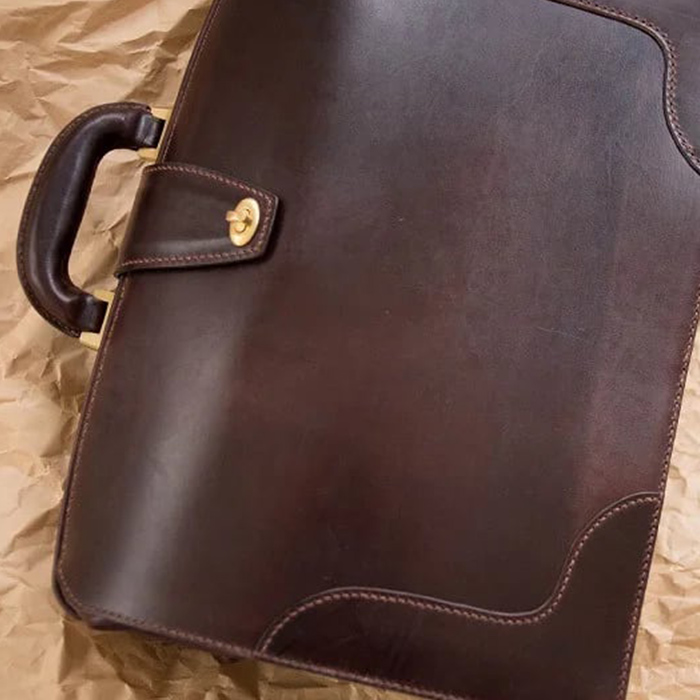 英国のブライドルレザーを使ったドクターズバッグ ＜1点＞ ブライドルレザー レザー 牛革 ドクターズバッグ レザーバッグ 牛革バッグ ダレスバッグ ビジネスバッグ メンズ バッグ sh144