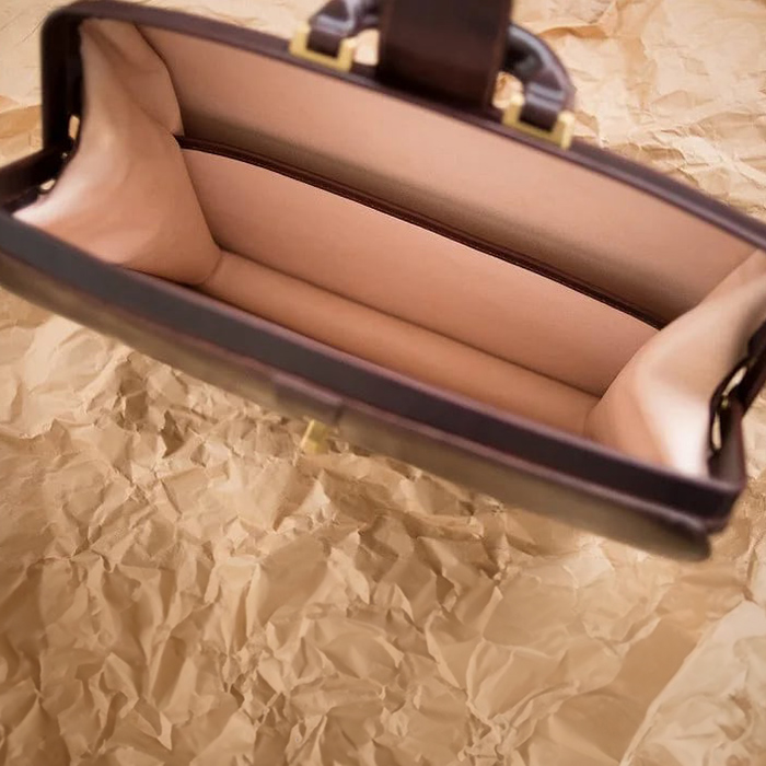 英国のブライドルレザーを使ったドクターズバッグ ＜1点＞ ブライドルレザー レザー 牛革 ドクターズバッグ レザーバッグ 牛革バッグ ダレスバッグ ビジネスバッグ メンズ バッグ sh144