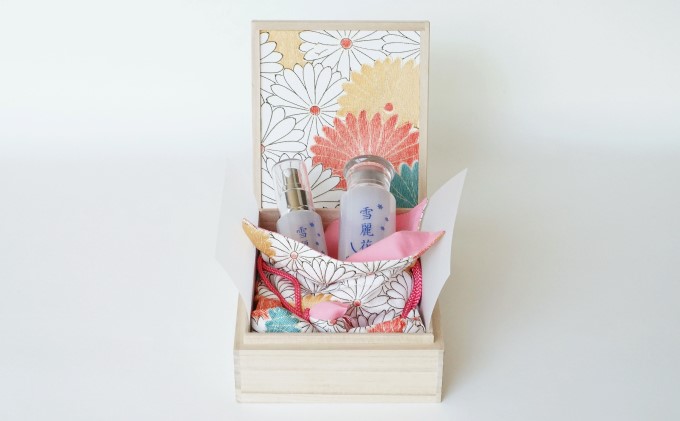 雪麗花 美白スキンケア2点セット＆着物地の巾着袋（木箱入り）