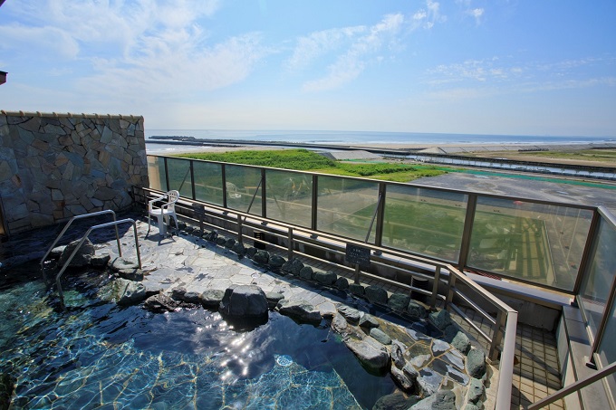 【わたり温泉 鳥の海】ペア宿泊ご利用券（1泊2食付）：平日限定太平洋ビュー和洋室