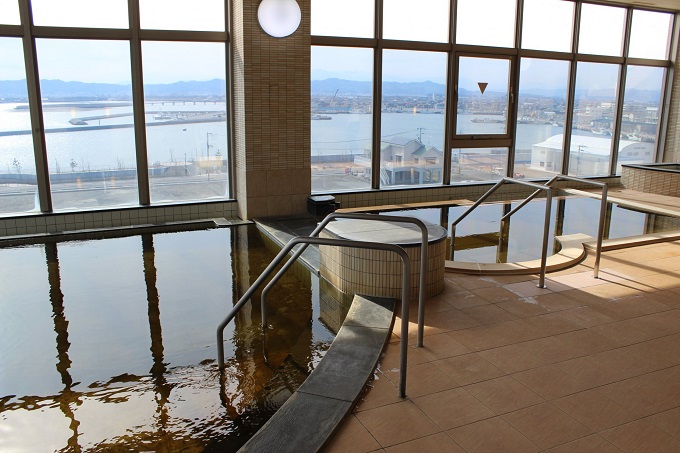 【わたり温泉 鳥の海】ペア宿泊ご利用券（1泊2食付）：平日限定太平洋ビュー和洋室