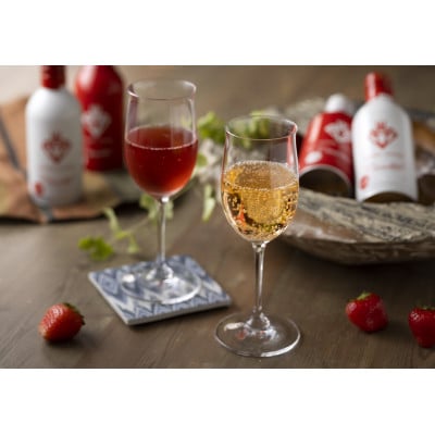 国産苺スパークリングワイン　ミガキイチゴ・カネット290ml(赤白各2本)【配送不可地域：離島】