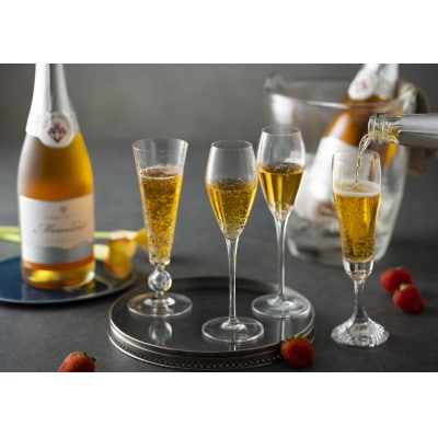 国産苺スパークリングワイン　ミガキイチゴ・ムスー720ml【配送不可地域：離島】