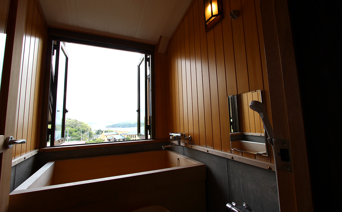 展望檜風呂つき古民家スイートルーム ペア宿泊券