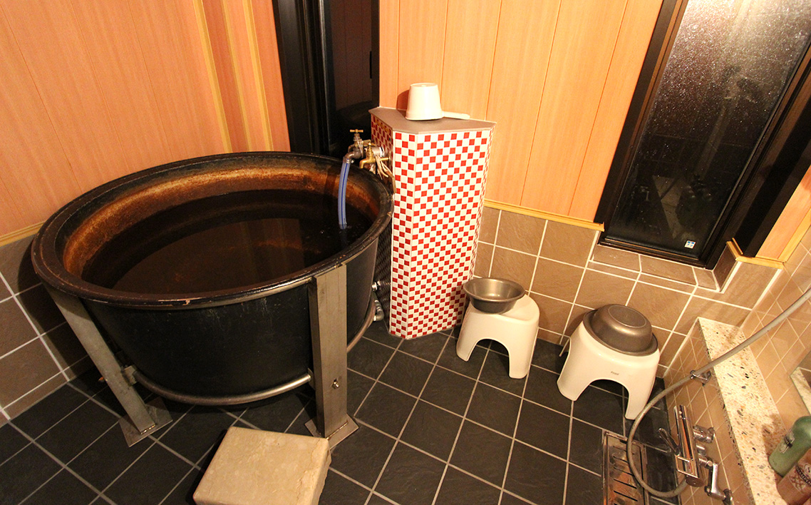 展望檜風呂つき古民家スイートルーム ペア宿泊券