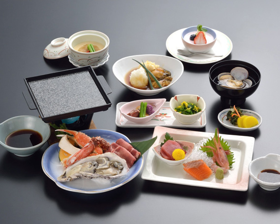 No.097 絶景の館　露天風呂付客室　ペア宿泊券【平日限定】