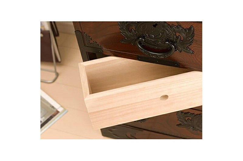 仙台箪笥 からくり帳箪笥 拭き漆塗り (申込書返送後、1ヶ月～6ヶ月程度でお届け)