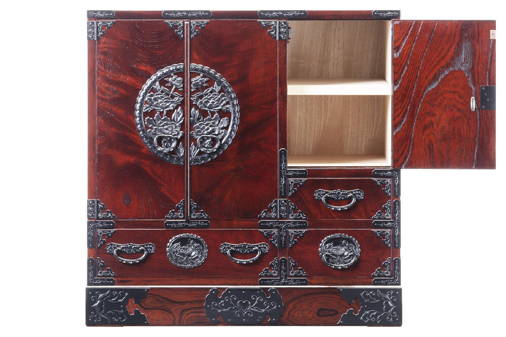 仙台箪笥 帖面箪笥 拭き漆塗り (申込書返送後、1ヶ月～6ヶ月程度でお届け) 欅産業 職人 おすすめ 船箪笥 [インテリア タンス 収納 家具 和 モダン 高級 和箪笥 小箪笥 伝統 工芸品 仏壇 仏具 神具 飾り棚 欅 漆塗 彫金 金具 装飾 仙台箪笥 船箪笥 舟箪笥 宮城 利府 欅産業]