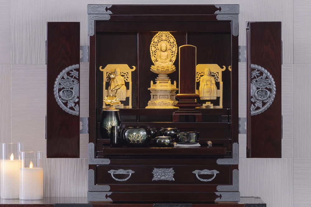 仙台箪笥 仙台仏壇20号 木地呂漆調 KHB-568D（お申込書返送後1ヶ月～5ヶ月程度でお届け）高級 工芸品 伝統