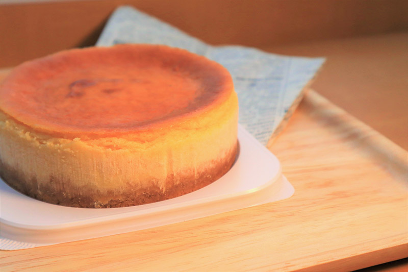 《12月24日までのお申込で年内発送間に合う》 蔵王チーズケーキ「雪えくぼ」＋ 窯出し焼きチーズケーキ「塊」