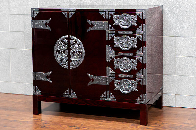 仙台箪笥 三尺キャビネット 木地呂漆塗り（お申込書返送後2ヵ月～5ヵ月程度でお届け）工芸品 伝統 [仙台箪笥 タンス たんす 三尺キャビネット 木地呂漆塗り 高級 工芸品 伝統 欅産業 宮城県 利府町]