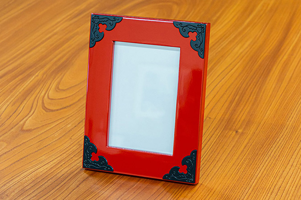 仙台箪笥 フォトスタンド 朱色漆塗り SB-003E 小型 高級 工芸品 伝統 写真立て