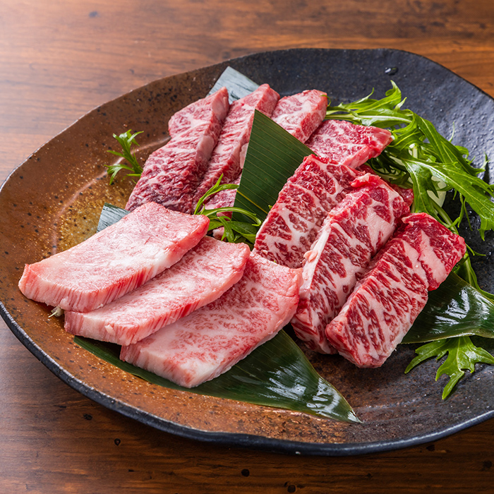 仙台牛 焼肉 食べ比べ 3種 ザブトン トモサンカク マルシン 計600g（200g×3） 国産牛 牛肉 和牛 セット 冷凍 【有限会社佐藤精肉店】ta654