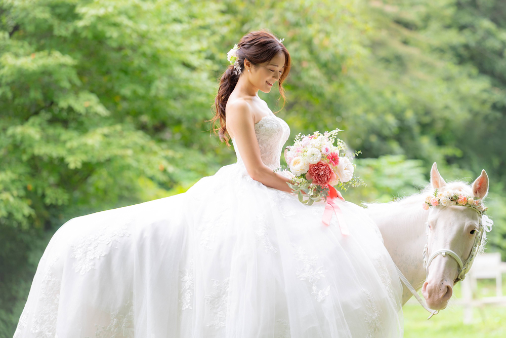 馬と一緒に前撮りプラン｜ウエディング 写真 東北 宮城 仙台 記念 写真 チケット クーポン 入場券 体験 結婚式 [0093]