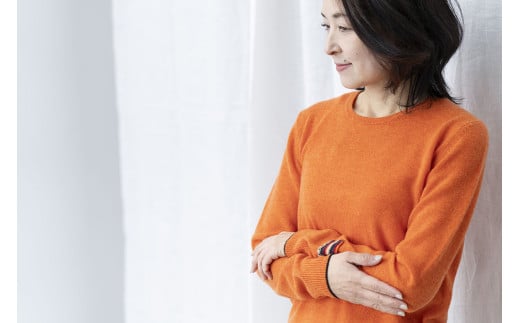 ラウンドネックプルオーバー(キャロット)女性用サイズ:L(40)≪白田のカシミヤ≫