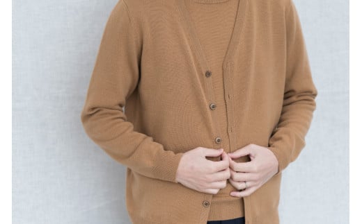   ベビーカシミヤ カーディガン  男性用《白田のカシミヤ》男性用サイズ:Ｓ（40）｜ニット 高級 希少 メンズ
