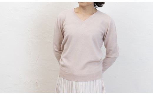   ベビーカシミヤ Vネックプルオーバー 男性用《白田のカシミヤ》男性用サイズ:Ｓ（40）｜ブイネック ニット カシミヤ 100％  高級 希少 メンズ