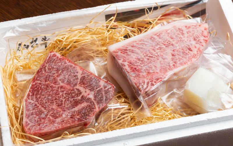 【 A5 仙台牛 】 希少部位 ランプ 120g ＆ イチボ 120g セット 計240g / 牛肉 肉 お肉 ブランド牛 国産牛 霜降り 赤身 焼肉 BBQ ステーキ 鉄板焼き 人気 贈答 贈り物 プレゼント ギフト 仙台 すてーきはうす伊勢屋 【iseya001】 ランプ120g＆イチボ120g